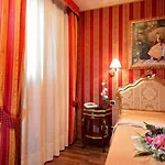 Di Milano Hotel 3*