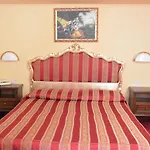 Di Milano Hotel 3*