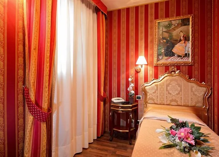 Citta Di Milano Отель 3*